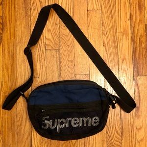 Supreme Navy Mesh Logo Bag